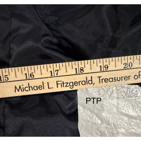 GAP KIDS Puffer Parka Winter Coat Hooded Full Zip Jacket Black Gently Used XL - Picture 5 of 6